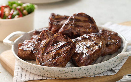 T bone a la parrilla con vegetales a la cerveza